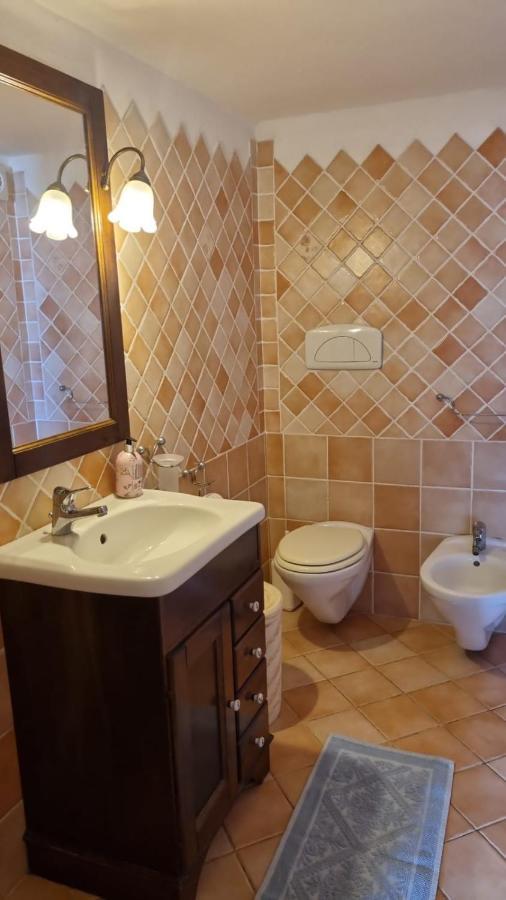 Casa Mughetto R5055 Seafront, Private Sea Access, Swimming Pool Villa La Maddalena  Eksteriør billede