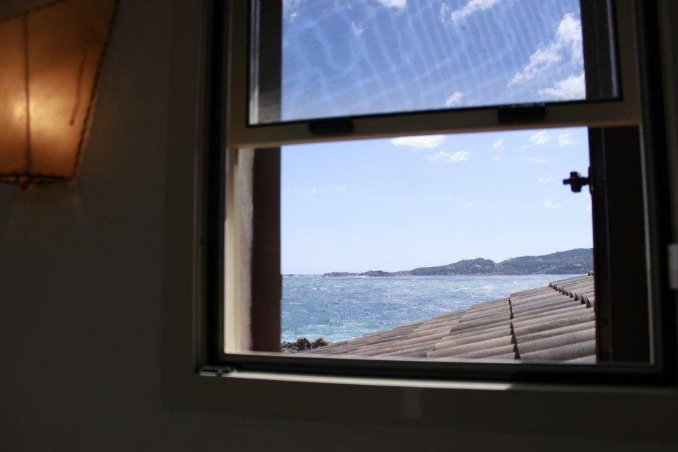 Casa Mughetto R5055 Seafront, Private Sea Access, Swimming Pool Villa La Maddalena  Eksteriør billede