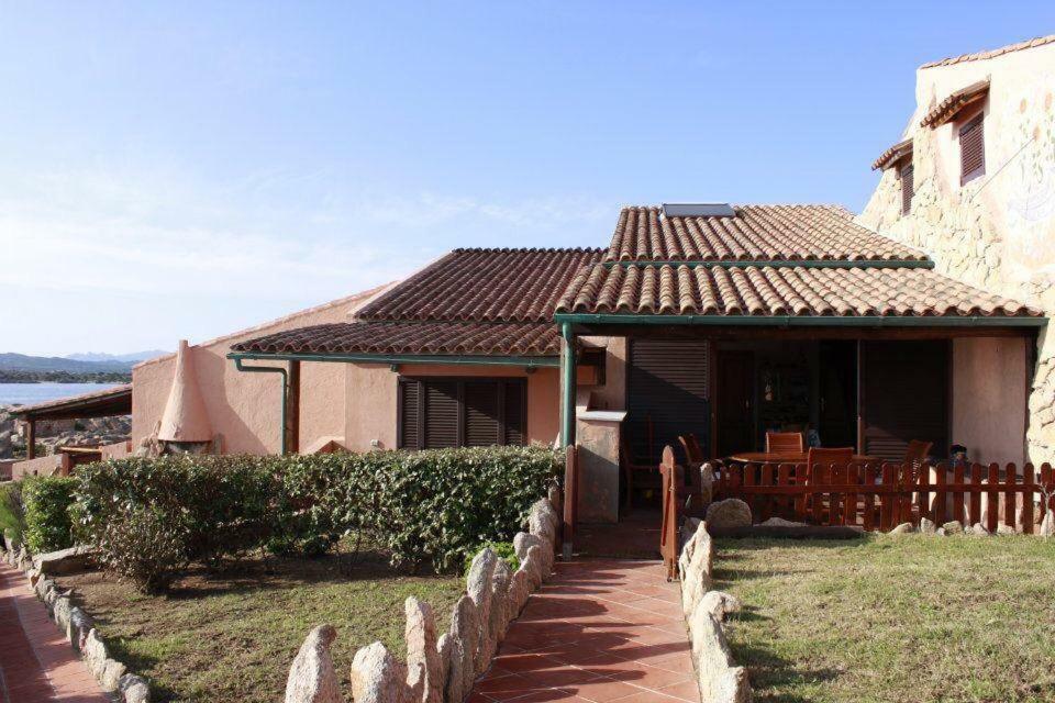 Casa Mughetto R5055 Seafront, Private Sea Access, Swimming Pool Villa La Maddalena  Eksteriør billede