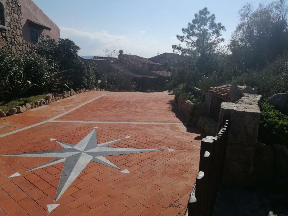 Casa Mughetto R5055 Seafront, Private Sea Access, Swimming Pool Villa La Maddalena  Eksteriør billede